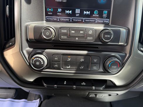 Certified 2019 Chevrolet Silverado 1500 LT AWD/4WD image 24