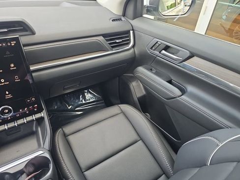 New 2026 GMC Terrain Denali w/ LPO, Floor Liner Package AWD/4WD image 14