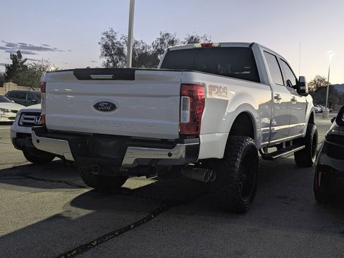Used 2019 Ford F250 Lariat w/ Lariat Value Package AWD/4WD image 4