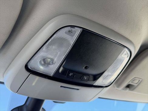 Used 2022 Dodge Durango SXT AWD/4WD image 33