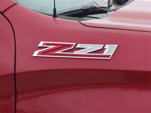 Used 2019 Chevrolet Silverado 1500 RST image 13