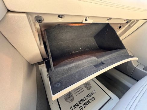 Used 2011 Buick LaCrosse CXS image 33