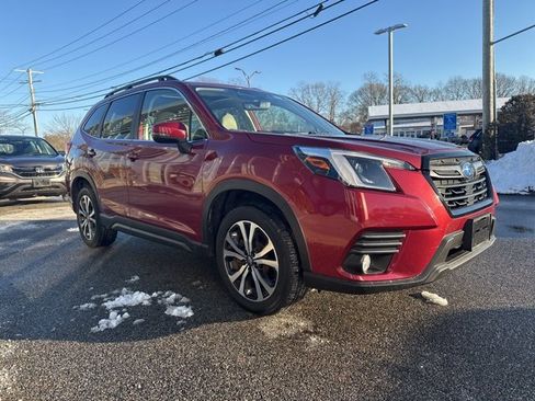 Used 2023 Subaru Forester Limited image 4