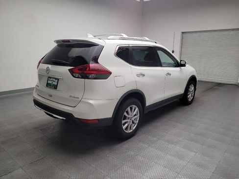 Used 2019 Nissan Rogue SV AWD/4WD image 9