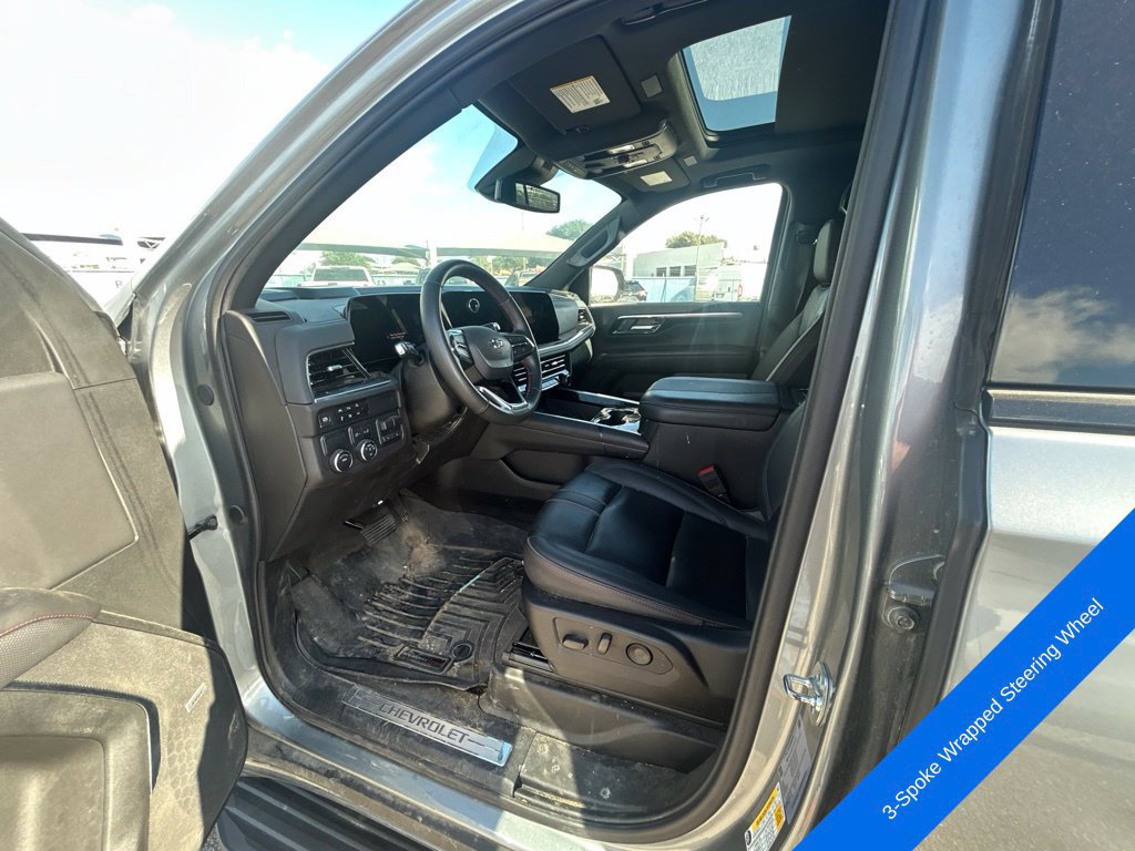 Used 2025 Chevrolet Tahoe RST w/ Comfort Package RWD image 14