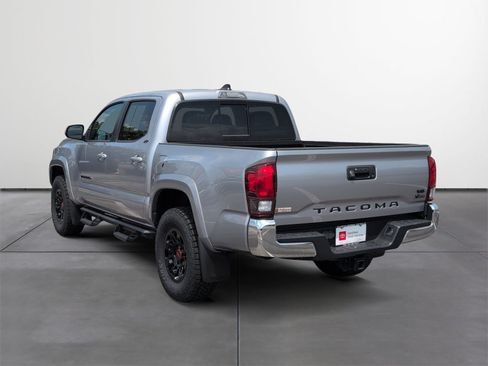 Certified 2021 Toyota Tacoma SR5 RWD image 4