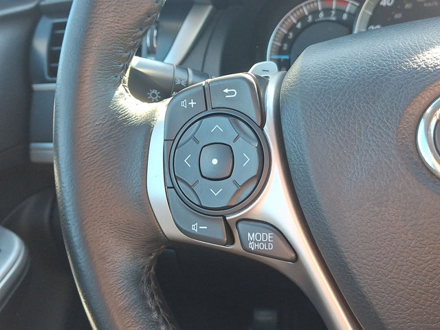 Used 2012 Toyota Camry SE FWD image 17