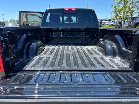 Used 2024 RAM 2500 Laramie AWD/4WD image 10