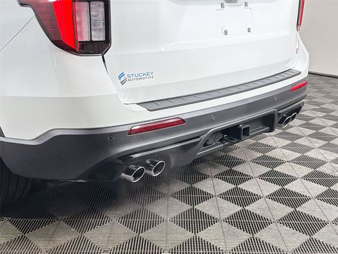 New 2026 Ford Explorer ST w/ Sun And Sound Package AWD/4WD image 39