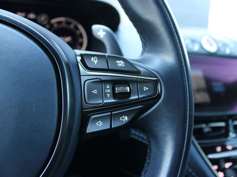 Used 2022 Aston Martin DBX image 16