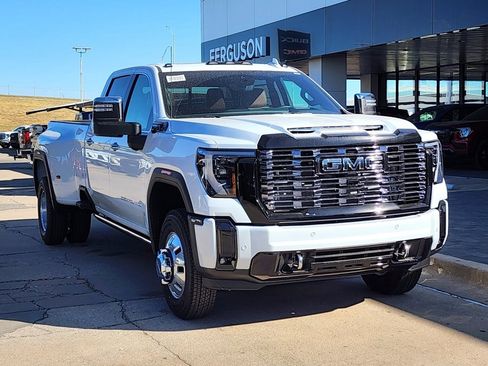 New 2026 GMC Sierra 3500 Denali Ultimate image 1