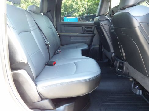 Used 2024 RAM 3500 Tradesman w/ Towing Technology Group AWD/4WD image 35