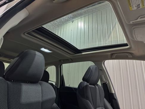 Used 2019 Subaru Forester Premium AWD/4WD image 25