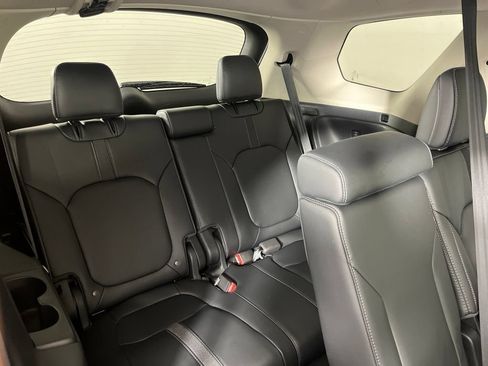 Certified 2025 Honda Pilot EX-L image 10