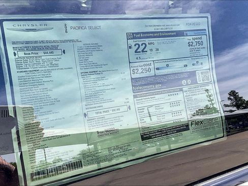 New 2026 Chrysler Pacifica Select w/ S Appearance Package FWD image 19