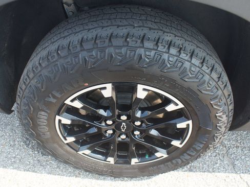 Used 2024 Chevrolet Traverse Z71 w/ Enhanced Driving Package AWD/4WD image 28