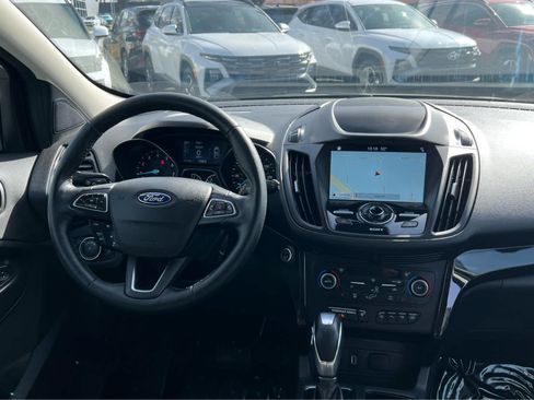 Used 2019 Ford Escape Titanium image 24