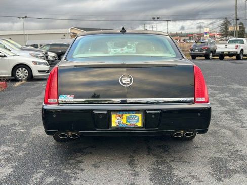Used 2009 Cadillac DTS image 4