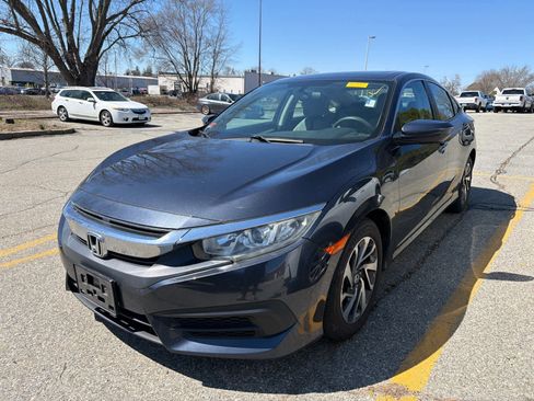 Used 2018 Honda Civic EX image 8