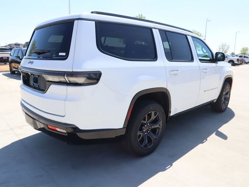 New 2026 Jeep Grand Wagoneer Limited AWD/4WD image 22
