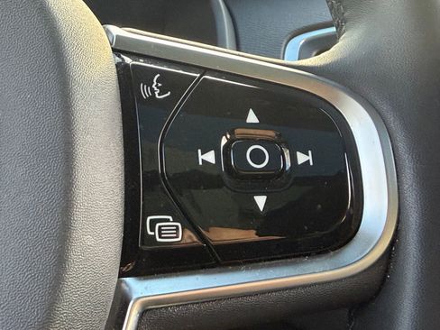 Used 2024 Volvo XC90 B5 Core image 44