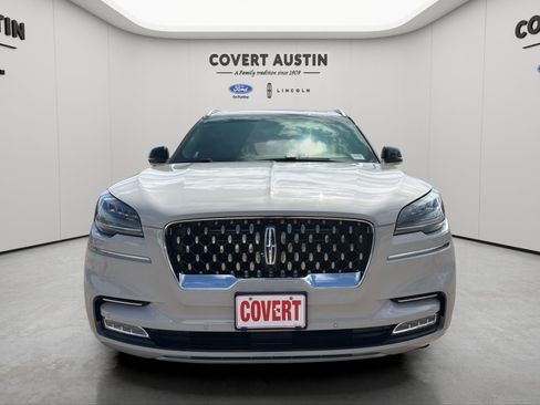 Used 2021 Lincoln Aviator Grand Touring w/ Elements Package Plus AWD/4WD image 7