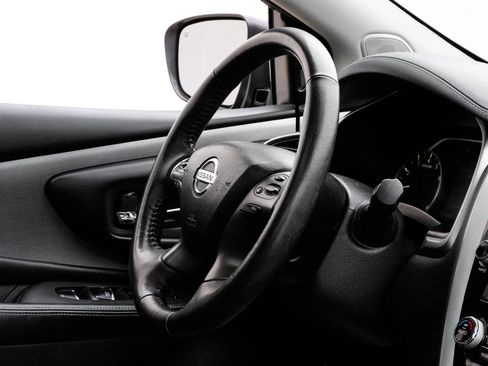 Used 2019 Nissan Murano SL image 19