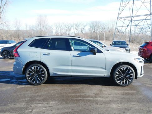 New 2026 Volvo XC60 T8 Ultra w/ Protection Package Premier AWD/4WD image 2