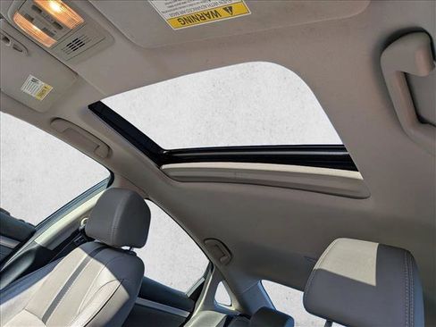 Used 2016 Honda Civic EX-L image 18