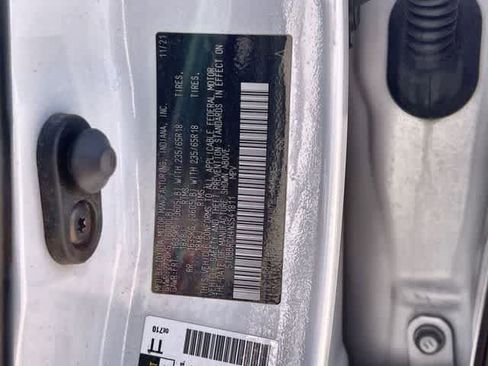 Used 2022 Toyota Highlander LE image 22