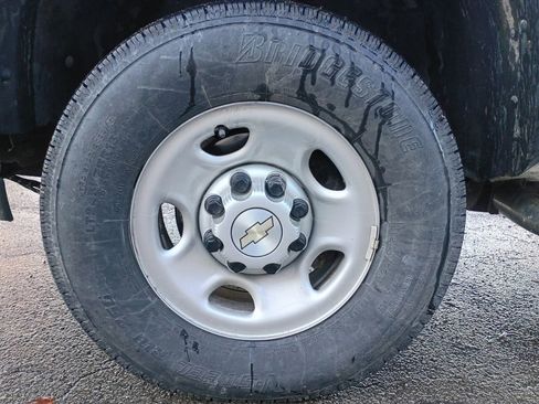 Used 2001 Chevrolet Silverado 3500 LT image 8