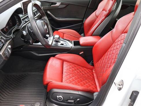Used 2019 Audi S4 Prestige AWD/4WD image 23