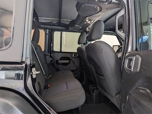 Used 2022 Jeep Wrangler Unlimited Sport image 12