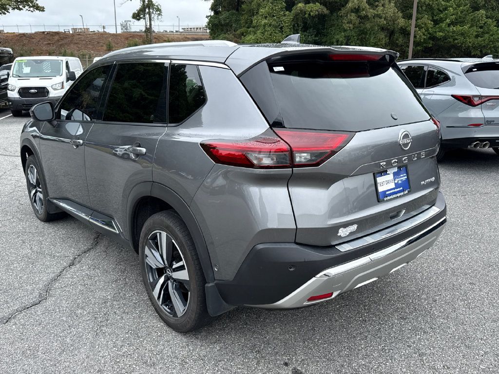 Used 2023 Nissan Rogue Platinum w/ Platinum Premium Package FWD image 5