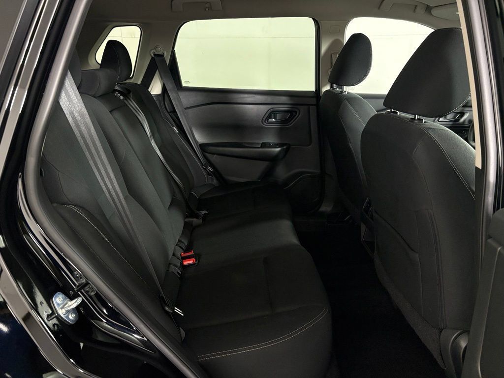 Used 2024 Nissan Rogue S FWD image 37