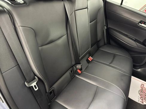 Used 2023 Toyota Corolla Cross XLE w/ Convenience Package AWD/4WD image 39