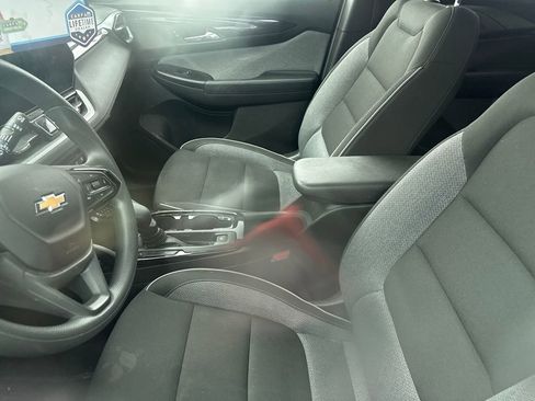 Used 2024 Chevrolet TrailBlazer LT FWD image 7
