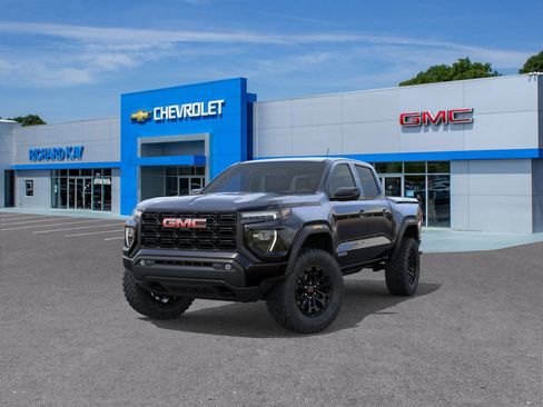New 2026 GMC Canyon Elevation w/ Convenience Package image 32