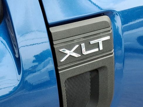 Certified 2024 Ford Maverick XLT image 3