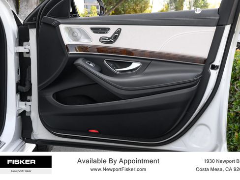 Used 2015 Mercedes-Benz S 550 Sedan image 30