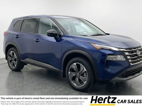 Used 2025 Nissan Rogue SV FWD image 1