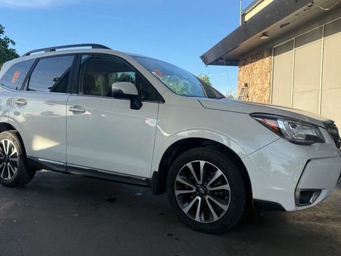 Used 2017 Subaru Forester 2.0XT Touring w/ Popular Package #2 image 5