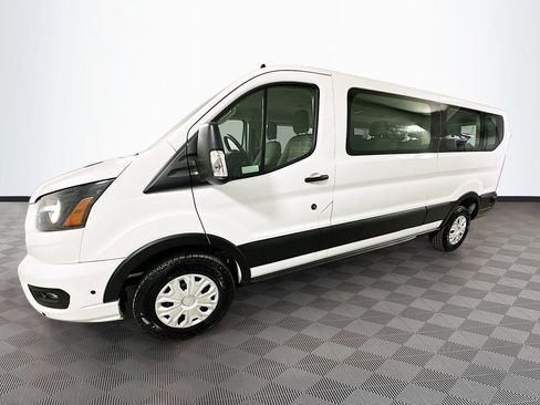 Used 2024 Ford Transit 350 XLT RWD image 4