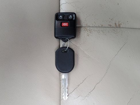 Used 2014 Ford F150 XLT w/ Equipment Group 302A Luxury image 32