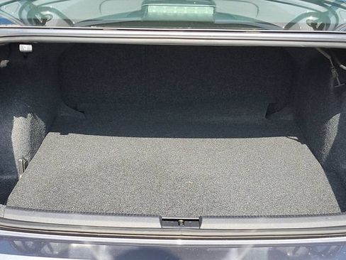 Used 2016 Volkswagen Passat 1.8T R-Line w/ R-Line Lighting Package FWD image 13