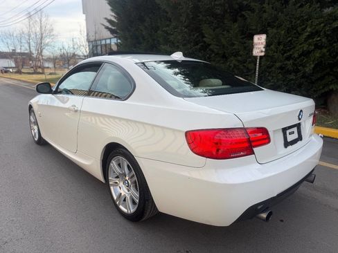Used 2012 BMW 335i xDrive Coupe image 9