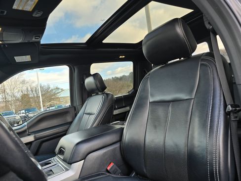 Used 2020 Ford F150 Lariat w/ Equipment Group 502A Luxury image 12