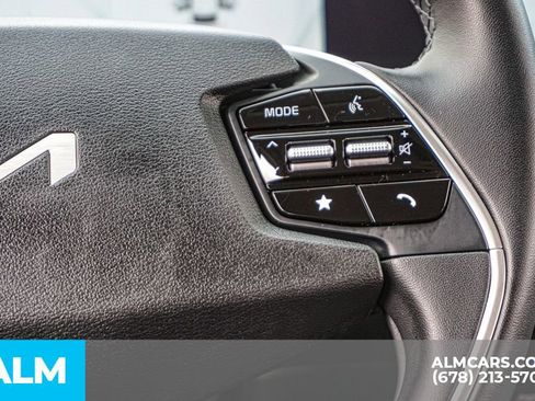 Used 2024 Kia EV6 Light image 30