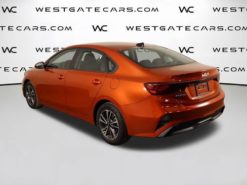 Used 2024 Kia Forte LXS FWD image 40