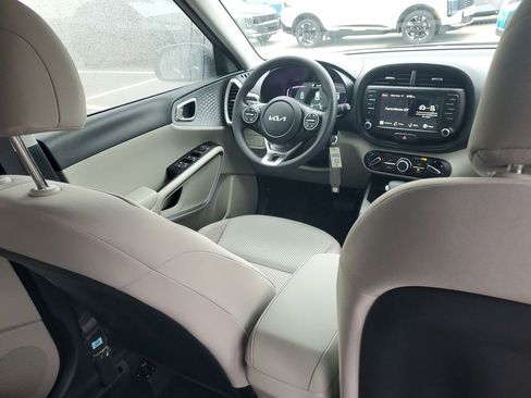 New 2025 Kia Soul LX w/ LX Technology Package image 13